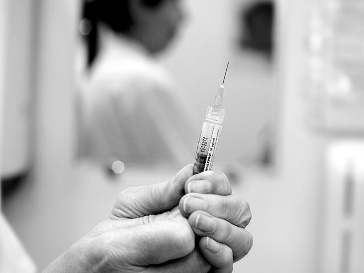 Tiêm phòng vaccine viêm gan B và những điều cần biết